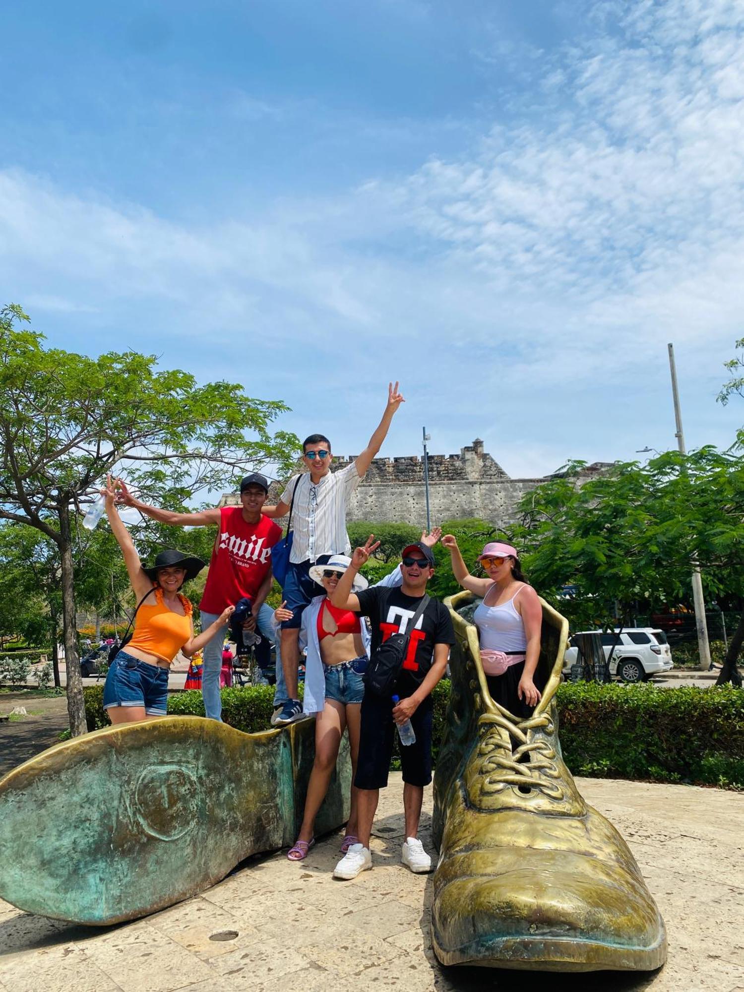 Hostel Cerca Al Centro Historico Cartagena Екстер'єр фото