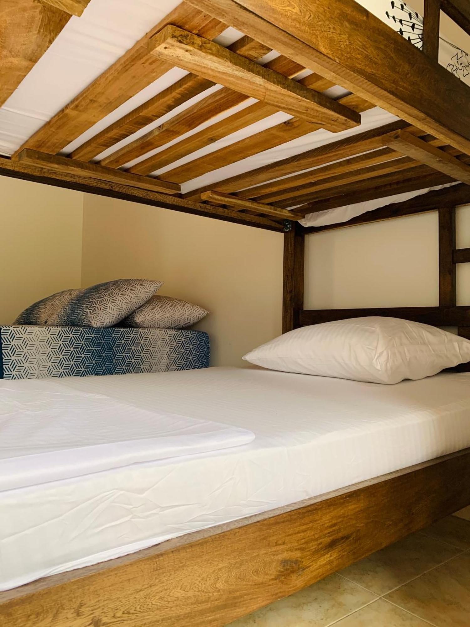 Hostel Cerca Al Centro Historico Cartagena Екстер'єр фото