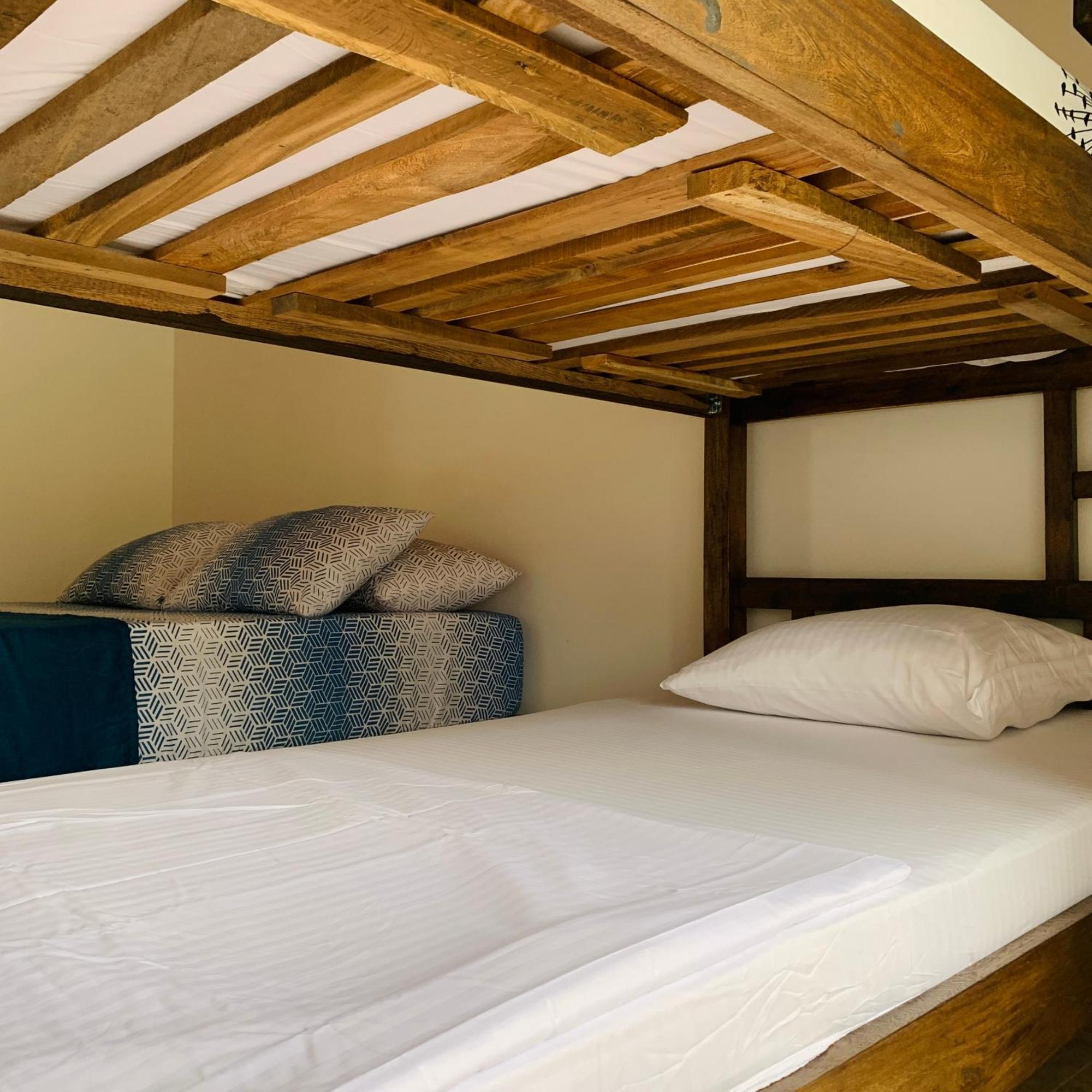 Hostel Cerca Al Centro Historico Cartagena Екстер'єр фото