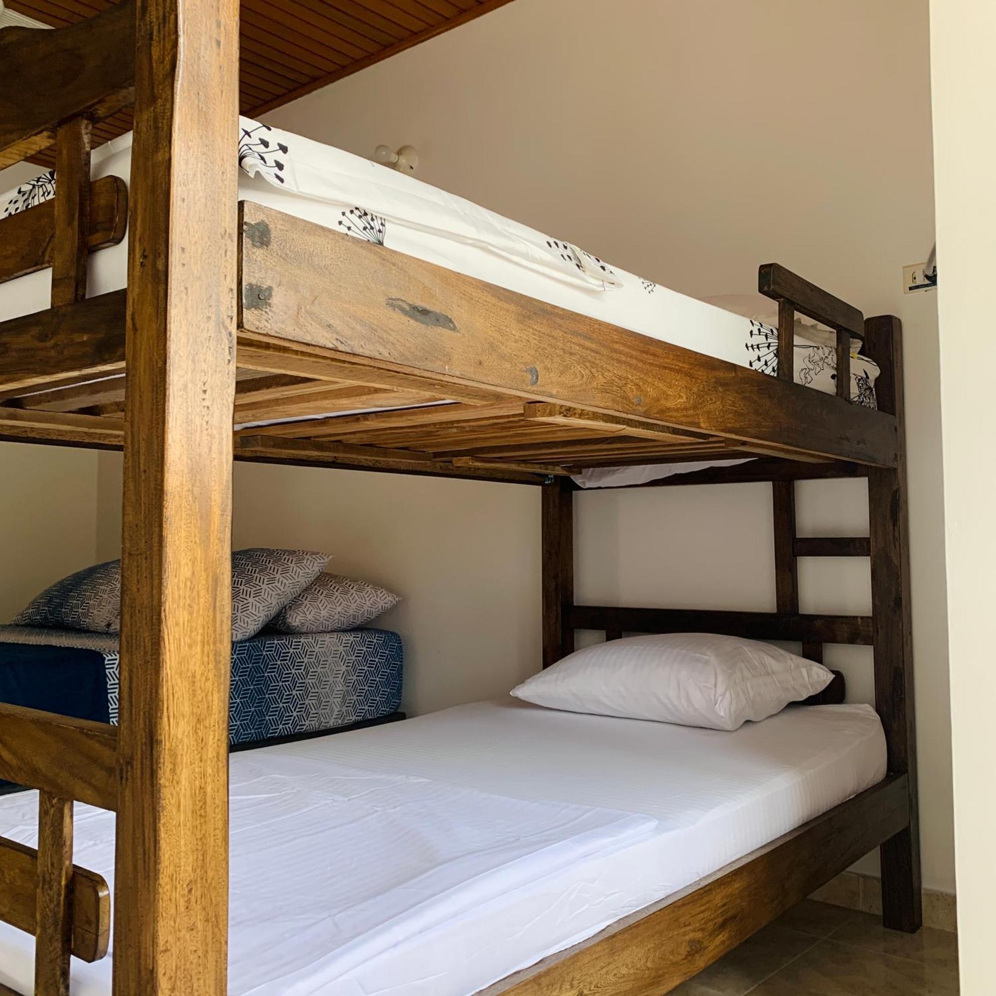 Hostel Cerca Al Centro Historico Cartagena Екстер'єр фото